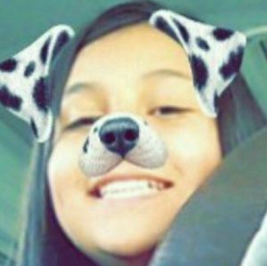 Meet your Posher, Daniela